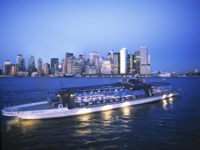 Crociera Bateaux New York con cena